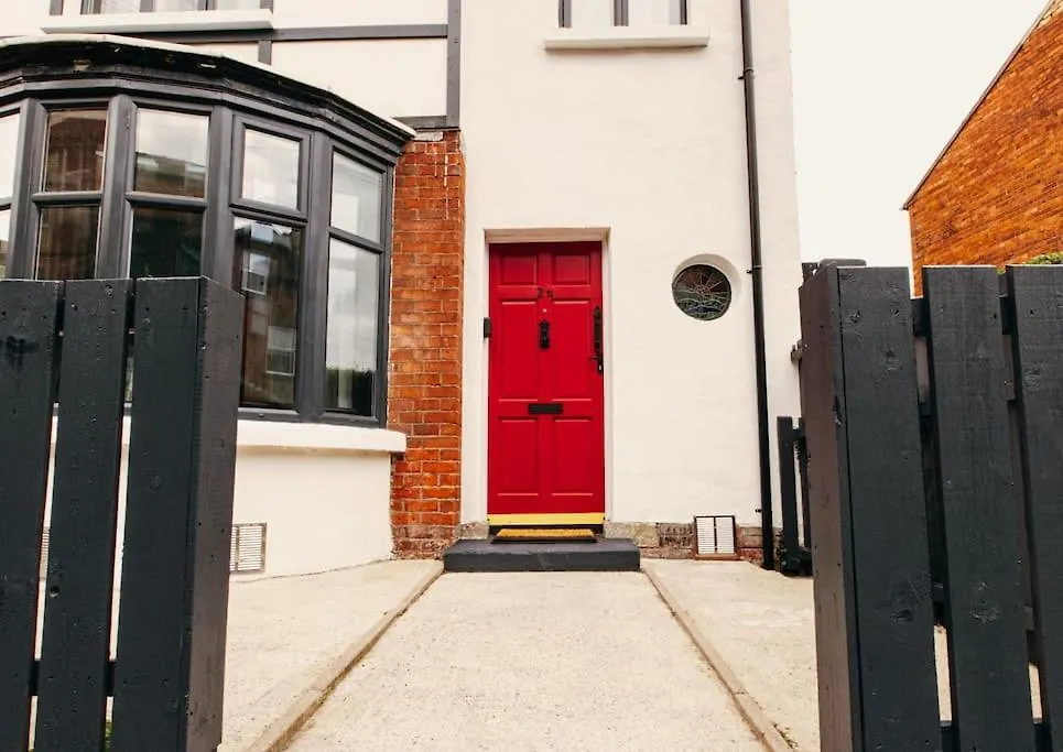 Friars Bush House Belfast - Stunning 4 Bedroom Detached House In Exclusive Queens Quarter Luxury Belfast City Centre